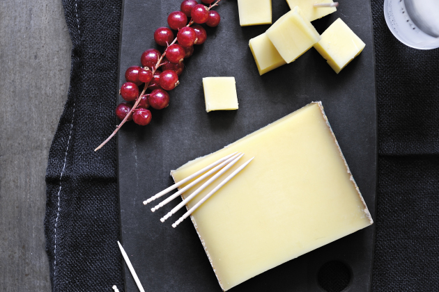 12-month matured Comté & Russian vodka